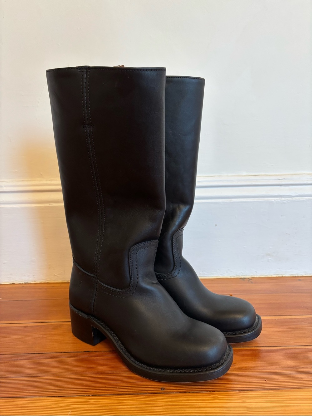 Frye Campus 14L-Black-LTP Like New / Size 7